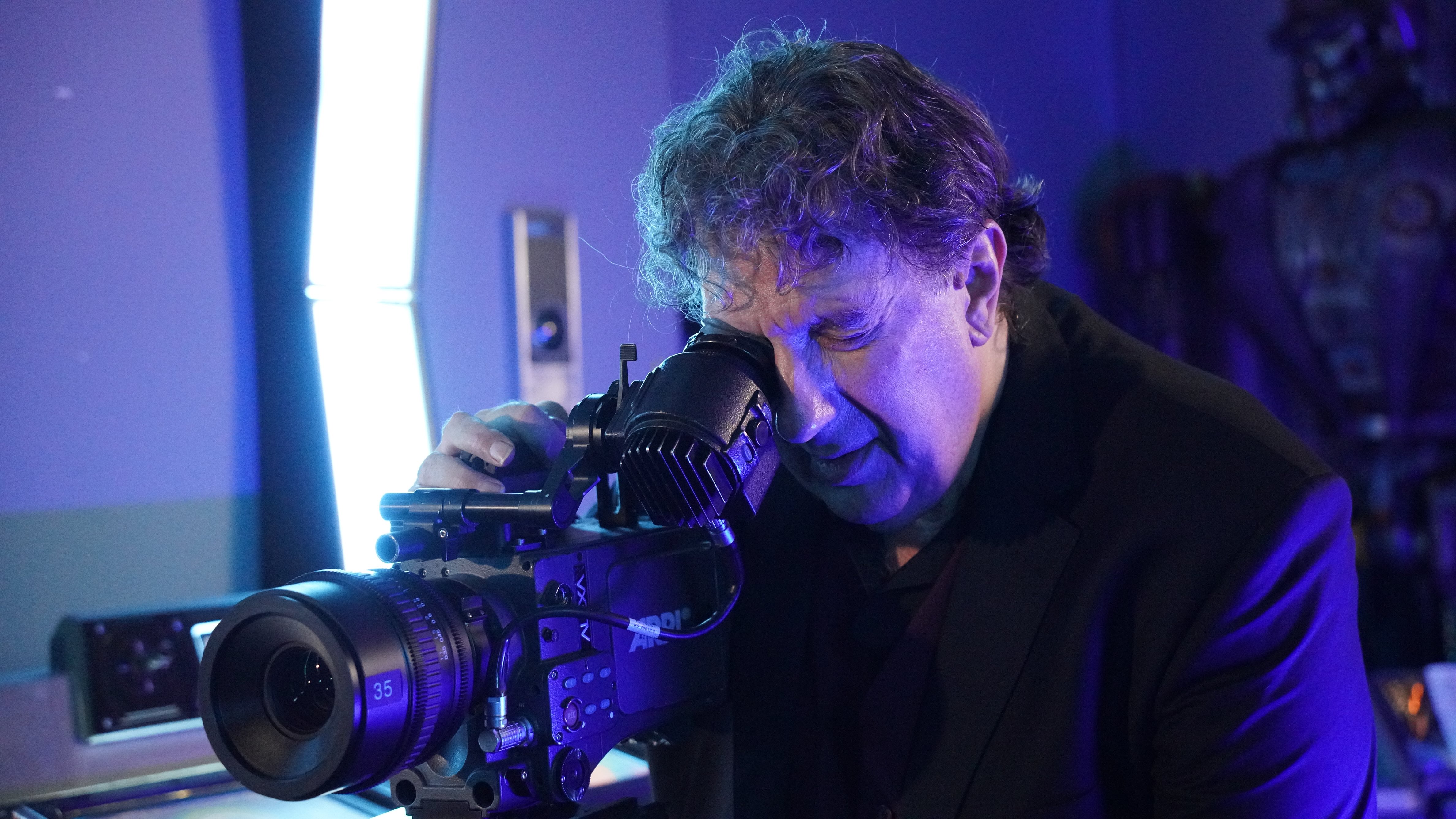 David Bartlett on set